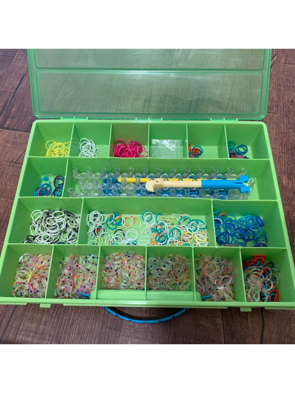 Rainbow Loom Kit and Case